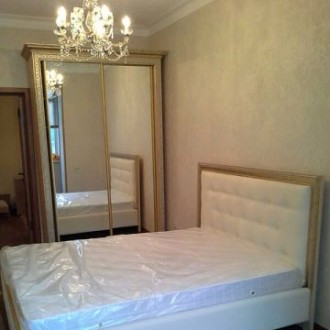 Спальни...200